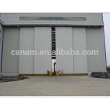 Light structure large size aircraft hangar door